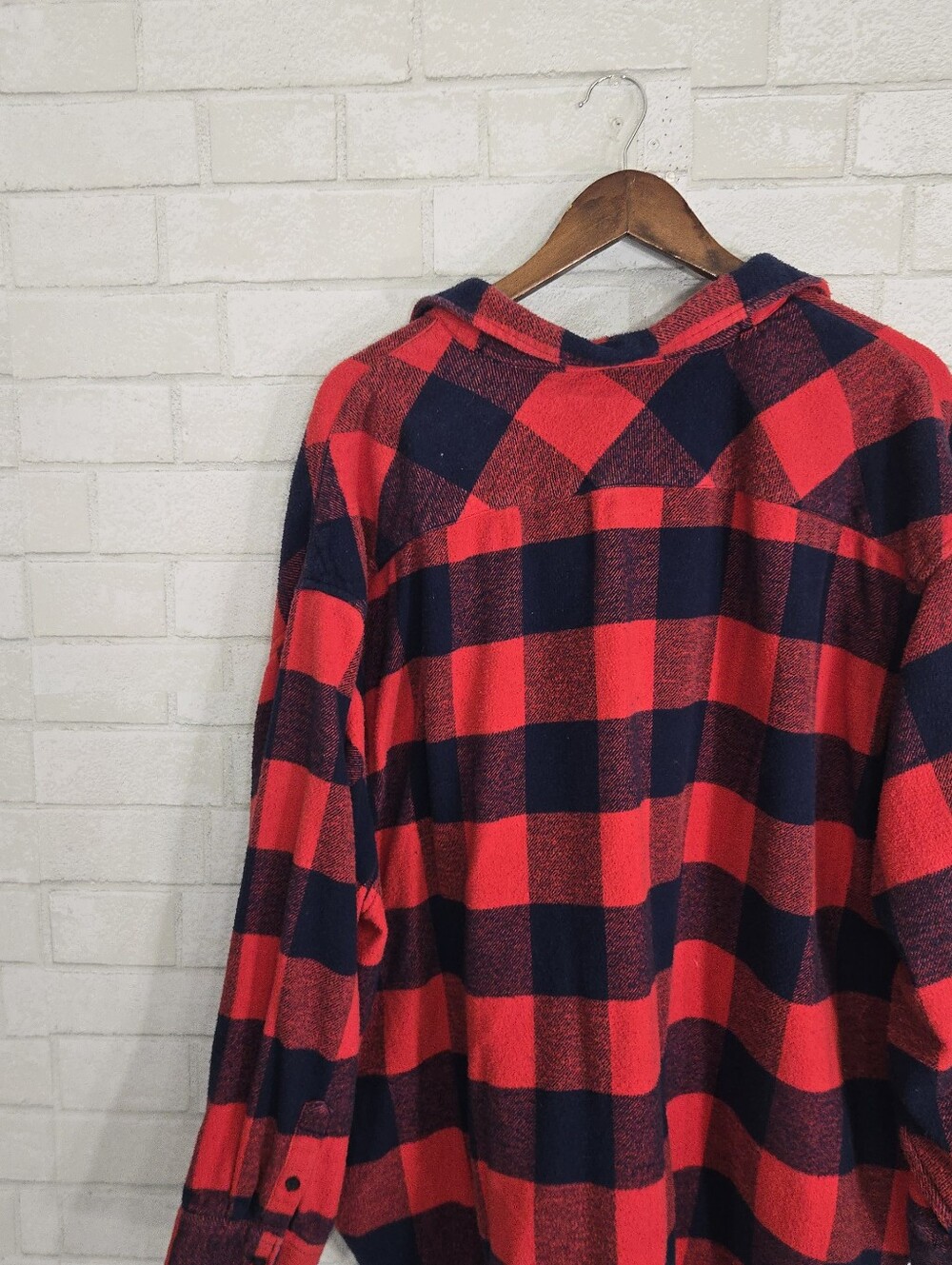 aerie have flannel print Shacket top - Picture 11 of 15